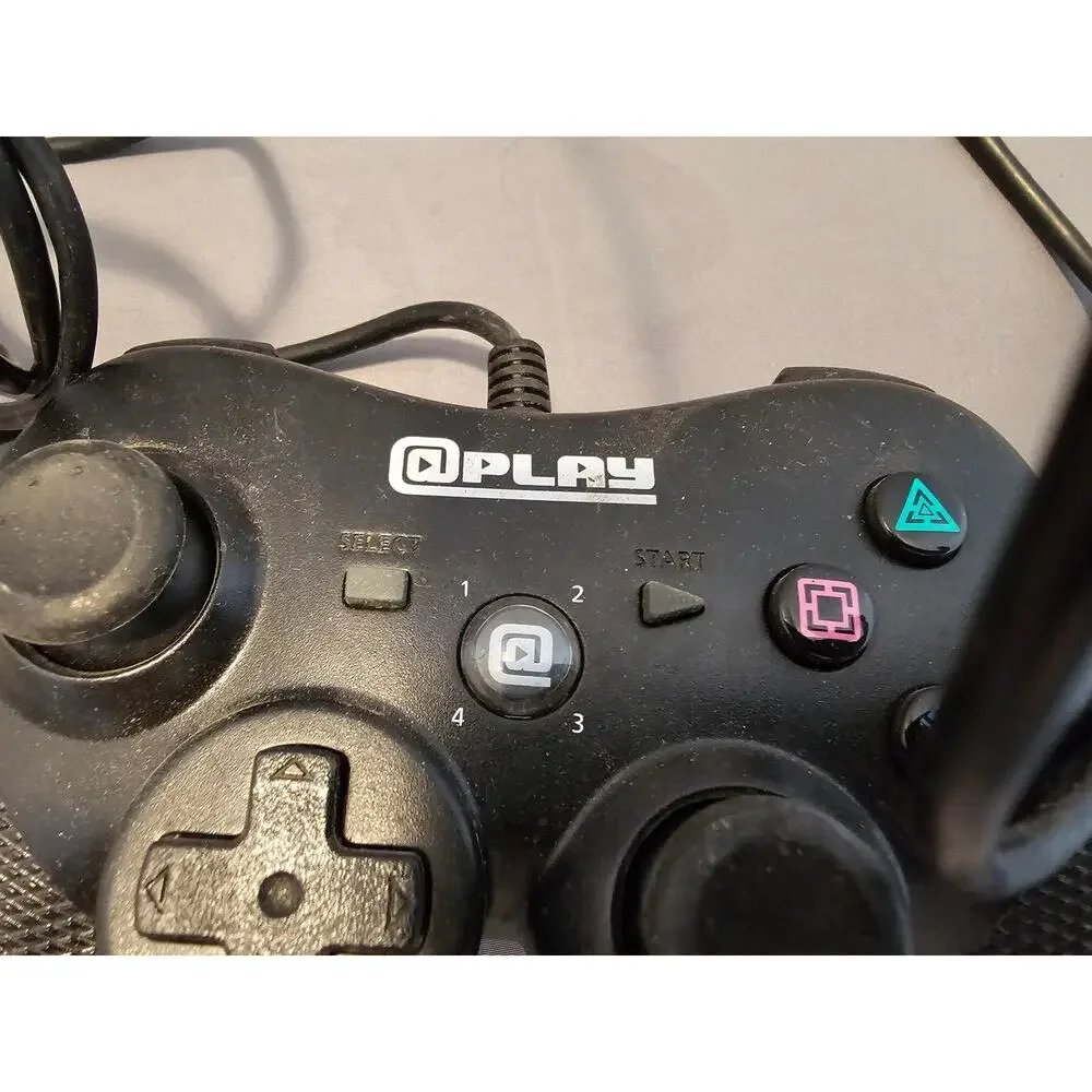Atplay Black Model 1508481-1 - Playstation USB-Wired Controller - untested